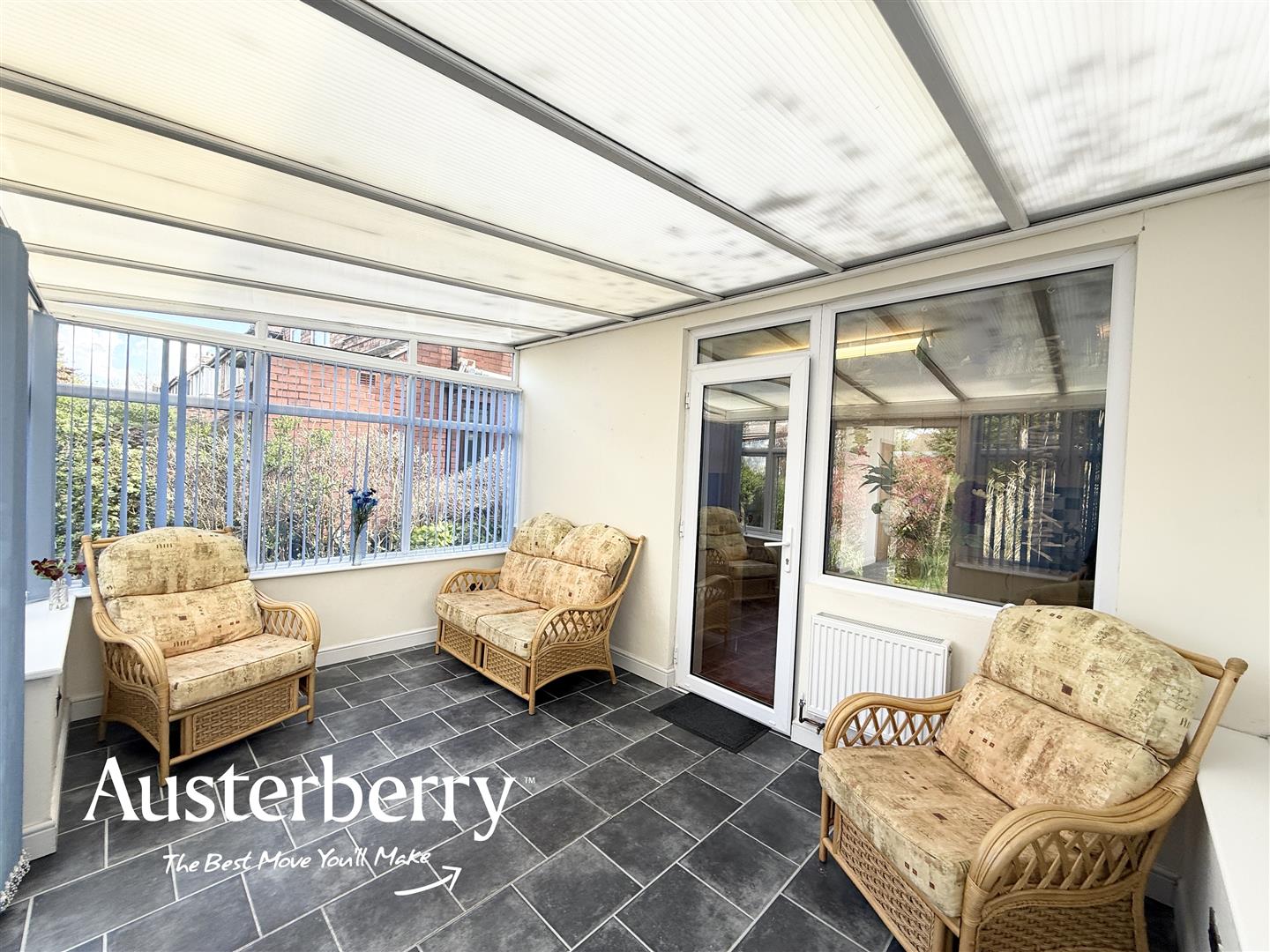 2 bed property in Belgrave Crescent, Stoke-On-Trent